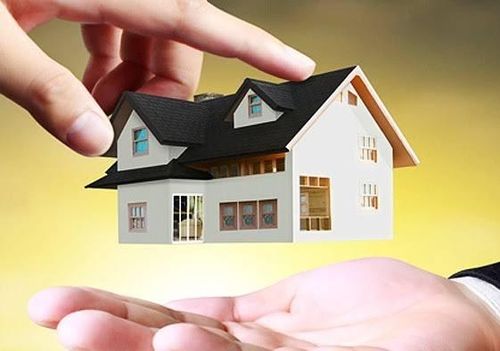 Việc một số ngân hàng gần đây giảm lãi suất, kéo dài thời gian cố định lãi suất vay mua nhà là tín hiệu tích cực đối với người có nhu cầu ở thực, ảnh: ST