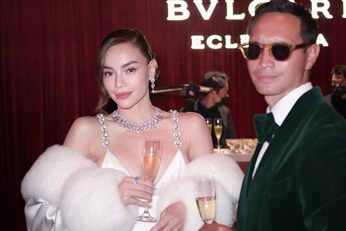Sau 9 năm bên nhau, Hồ Ngọc Hà và Kim Lý có gia đình viên mãn và luôn đồng hành cùng nhau trong mọi việc. 