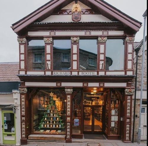 Hiệu sách Richard Booth’s Bookshop tại Hay-on-Wye, xứ Wales, Vương quốc Anh. Ảnh: Richard Booth’s Bookshop.