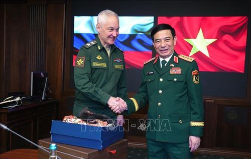 Đại tướng Phan Văn Giang, Phó Thủ tướng, Bộ trưởng Quốc phòng hội kiến Bộ trưởng Bộ Quốc phòng Liên bang Nga Andrey Belousov. Ảnh: TTXVN phát