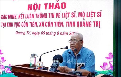 Các nhân chứng lịch sử, cựu chiến binh phát biểu, đóng góp ý kiến tại hội thảo. Ảnh: TTXVN phát
