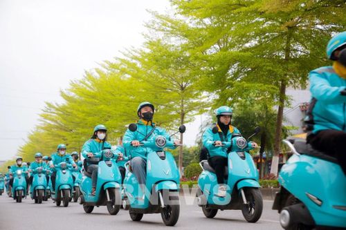 Kiểm soát khí thải phương tiện giao thông nhằm khắc phục ô nhiễm và quản lý chất lượng môi trường không khí. Ảnh minh họa.