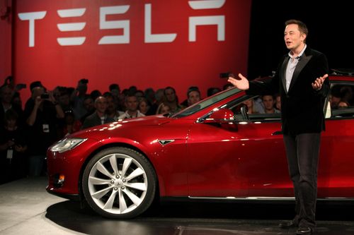 CEO của Tesla, Elon Musk, tham dự lễ khởi công xây dựng nhà máy của Tesla tại Trung Quốc năm 2019. Ảnh: Reuters.