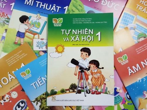 Lập tổ công tác phản ứng nhanh điều phối SGK