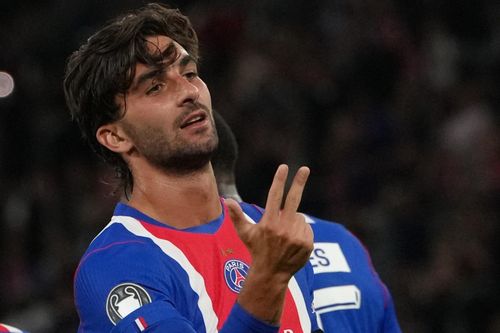Ferran Torres lập hat-trick trong chiến thắng 6-1 của PSG trước Slovan Bratislava. Ảnh: AP