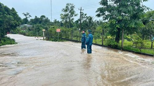 Nhiều khu vực trên địa bàn tỉnh Đắk Lắk có mưa to gây ngập cục bộ. Ảnh: Nguyễn Cường