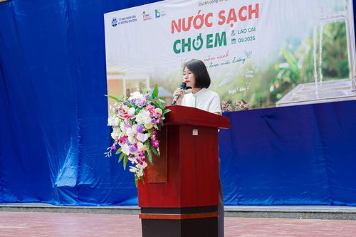 Bà Mai Thanh Hoà - Giám đốc kinh doanh và Marketing iSMART Education chi nhánh Hà Nội chia sẻ tại sự kiện.