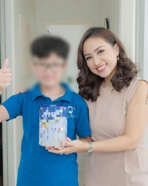 BTV Trần Quang Minh, MC Vân Hugo từng bị xử phạt vì quảng cáo sữa giả.