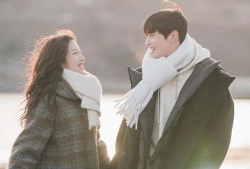 Seorabeol Knife dự án đánh dấu khả năng tái hợp của Moon Ga Young và Cha Eun Woo sau 7 năm. Ảnh: NSX