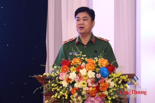 Thiếu tướng Dương Đức Hải Cục trưởng Cục Cảnh sát Phòng cháy, chữa cháy và Cứu nạn, cứu hộ (Bộ Công an)
