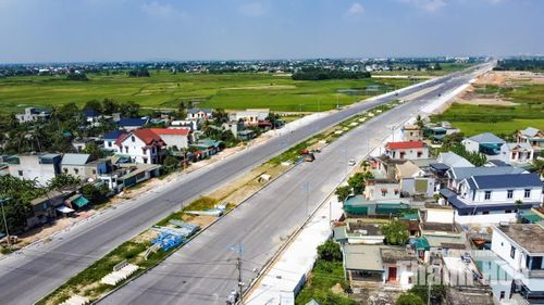 Đoạn 2 từ phía Đông Quốc lộ 10 đến đường ven biển với tổng mức đầu tư 248,976 tỷ đồng, chiều dài 2,05km, đến nay giá trị sản lượng đã đạt 85% giá trị hợp đồng.