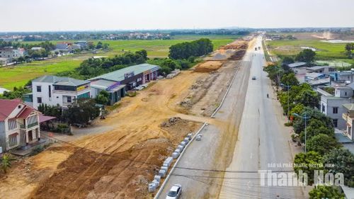 Dự án ban đầu được giao Ban Quản lý dự án đầu tư xây dựng thành phố Thanh Hóa làm chủ đầu tư. Sau khi vận hành chính quyền địa phương 2 cấp, dự án được chuyển cho Ban Quản lý Dự án đầu tư xây dựng các công trình dân dụng và công nghiệp Thanh Hóa tiếp quản và thực hiện.