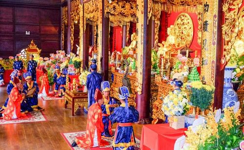  Lễ giỗ được tổ chức theo nghi lễ truyền thống tại Đền thờ Tây Sơn tam kiệt. Ảnh: Ngọc Nhuận 