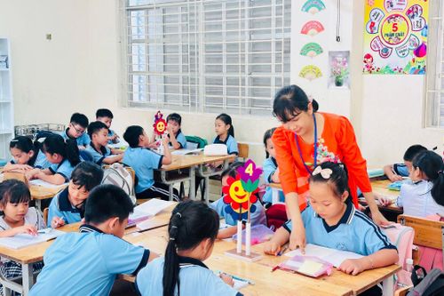 Trường Tiểu học Tiến Lợi đưa hoạt động dạy học vào nền nếp
