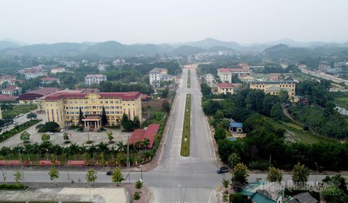 Khu trung tâm hành chính xã Yên Sơn.