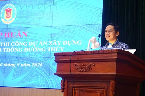 Phó Kiểm toán trưởng KTNN chuyên ngành IV Lại Xuân Nghị phát biểu