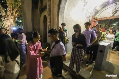 Chuyển đổi số trong quản lý và phục vụ du khách được ứng dụng đồng bộ ngay từ lối vào. Số hóa quy trình trải nghiệm vừa nâng cao chất lượng phục vụ, giảm thiểu thủ tục hành chính, vừa góp phần hiện thực hóa mục tiêu số hóa dữ liệu di sản quốc gia đặc biệt.