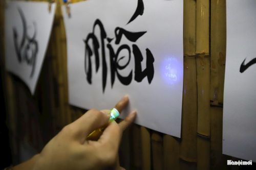 Di sản văn hóa truyền thống được chuyển sang ngôn ngữ số một cách tự nhiên. Không gian luyện chữ viết thư pháp số không chỉ kích thích sự sáng tạo của các em nhỏ mà còn gieo vào lòng thế hệ tương lai tình yêu với nét chữ, nết người và nghệ thuật thư pháp dân tộc trong môi trường không gian số lành mạnh.