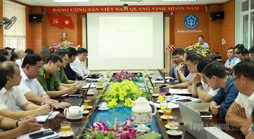 Các đại biểu dự Hội nghị.