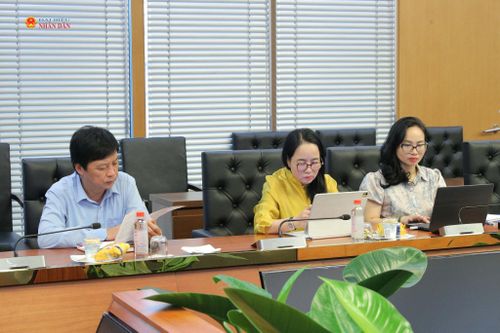 Các đại biểu dự cuộc làm việc