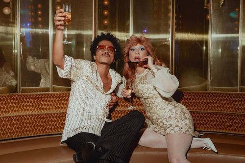 Năm 2024, Lady Gaga và Bruno Mars ra mắt hit 'Die with a smile', nhận 2 đề cử Grammy.