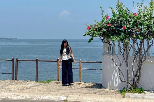 Tuyết Lan chụp ảnh tại Vũng Tàu vào cuối năm 2025. Ảnh: Tuyết Lan.