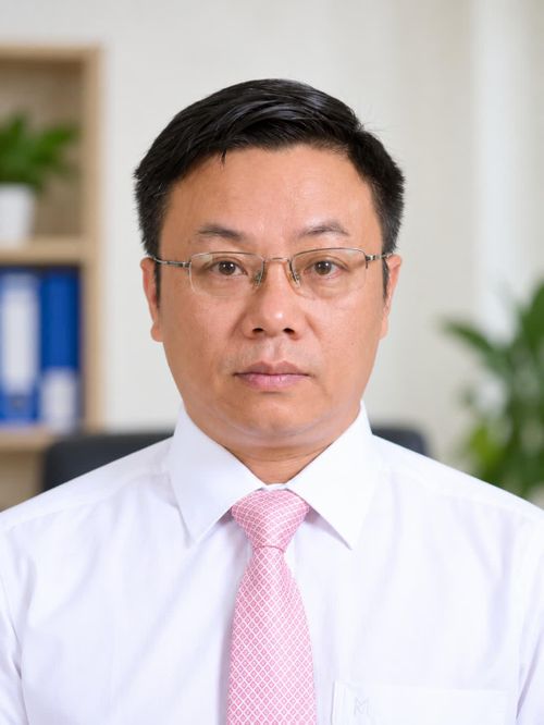 Ông Phạm Trúc Việt