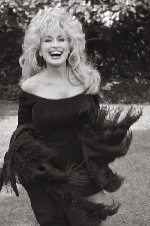 Dolly Parton được tri ân bằng chương trình đặc biệt sau khi qua đời - Tạp chí SaoStar