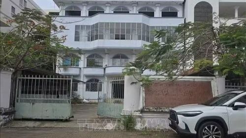 Các địa phương đang đẩy nhanh rà soát, xử lý nhà, đất công dôi dư sau sắp xếp tổ chức bộ máy. (Ảnh: TTXVN)