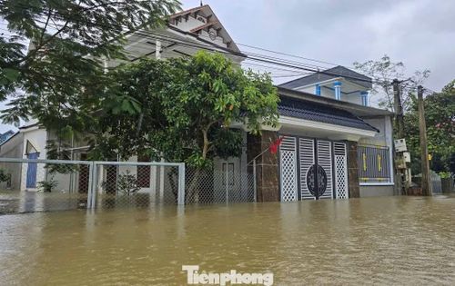 Hàng nghìn nhà dân ở Thanh Hóa bị ngập do lũ.
