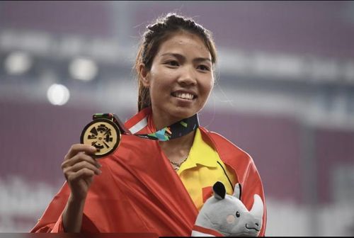 Bùi Thị Thu Thảo giành HCV nhảy xa tại Asiad 2018.