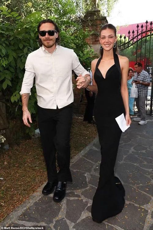 Nicola Peltz bị nghi muốn hưởng ké danh tiếng của LHP Venice để quảng bá phim mới. Ảnh: Shutterstock.
