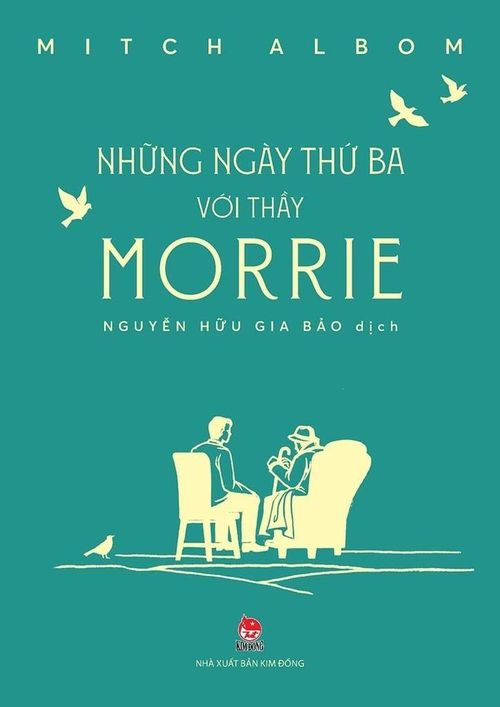 Hai cuốn sách Trăm năm cô đơn, Những ngày thứ Ba với thầy Morrie đã được xuất bản tại Việt Nam. Ảnh: Nhã Nam/ Kim Đồng.