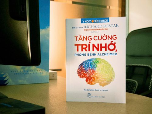  Sách “Tăng cường trí nhớ, phòng bệnh Alzheimer” của Tiến sĩ Y khoa Richard Restak. Ảnh: NXB Trẻ. 