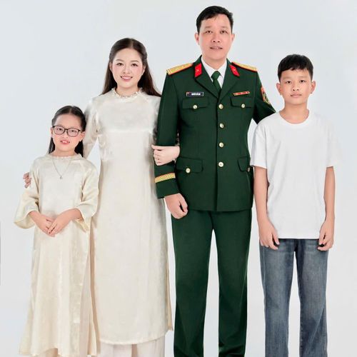Hạnh phúc giản đơn của gia đình Trung tá Nguyễn Thế Anh. Ảnh do nhân vật cung cấp