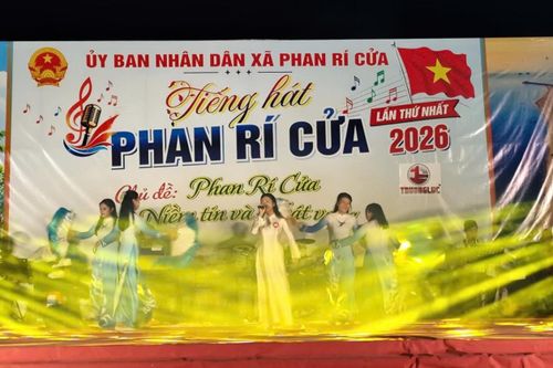 Cuộc thi “Tiếng hát Phan Rí Cửa” thu hút nhiều thí sinh tham gia