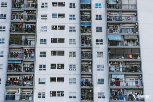 Bố mẹ chồng bán miếng đất, ngỏ ý cho vợ chồng tôi 1,5 tỷ đồng để trả nợ tiền mua chung cư và có thêm vốn làm ăn. Ảnh minh họa