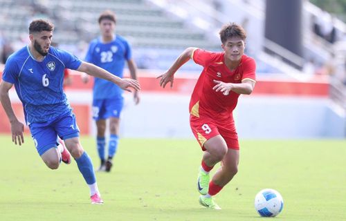 Nếu kéo trận đấu về thế giằng co, U23 Việt Nam (áo đỏ) sẽ có cơ hội trước U23 Hàn Quốc. Ảnh: BaoNhandan