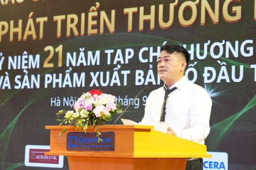 Nhà báo Nguyễn Viết Hưng - Tổng Biên tập Tạp chí Thương hiệu và Sản phẩm phát biểu khai mạc.