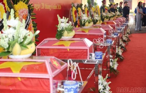 Mỗi hài cốt được quy tập là một dấu nối trên hành trình đưa những người đã khuất trở về. Sau hơn 6 tháng triển khai Chiến dịch 500 ngày đêm, tỉnh Lào Cai đã tìm thấy và quy tập được 90 hài cốt liệt sĩ.