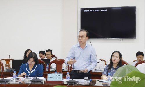 Chuyên gia đóng góp ý kiến phản biện độc lập.