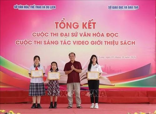 Trao giải cho học sinh có Video ấn tượng nhất Cuộc thi Đại sứ Văn hóa đọc năm 2026.