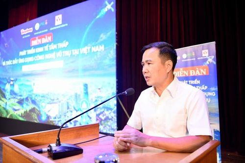 PGS. TS. Bùi Thế Duy, Giám đốc Đại học Quốc gia Hà Nội chia sẻ tại Diễn đàn - Ảnh: chinhphu.vn/TG