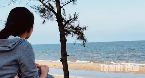 Lúc bấy giờ, biển trở thành nơi gói trọn cảm xúc của người dân địa phương và du khách.