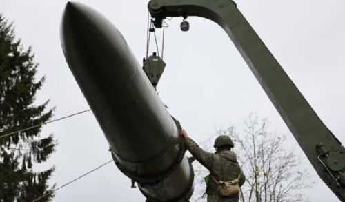 Không quân Ukraine ngày 29/9 cho biết Nga sử dụng 2 tên lửa đạn đạo Iskander-M, tên lửa phòng không S-400 hoán cải, một tên lửa diệt hạm Oniks hoặc Zircon cùng 152 UAV trong đòn tập kích. Ukraine tuyên bố đã đánh chặn toàn bộ tên lửa và 106 UAV.