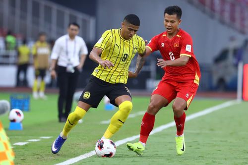 Malaysia tận dụng tốt cơ hội. Ảnh: Minh Chiến.