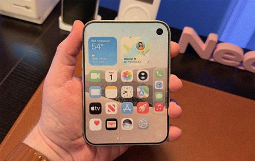 iPhone Duo giúp người dùng lựa chọn smartphone màn hình lớn và khả năng thao tác thuận tiện. Ảnh: Dylan/ X