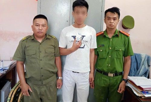 Công an xã Vu Gia tổ chức test ma túy cho thanh niên trên địa bàn.