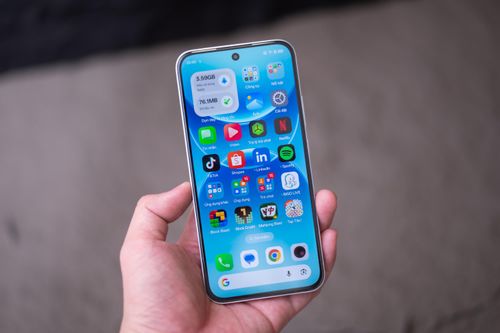 Camera, pin lớn, sạc nhanh thành nâng cấp chủ chốt của smartphone tầm trung khi cấu hình dậm chân tại chỗ.