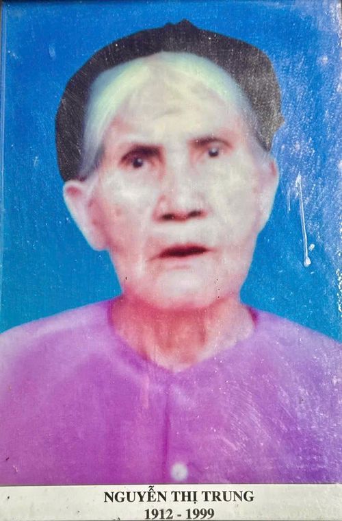 Bà mẹ Việt Nam anh hùng Nguyễn Thị Trung.
